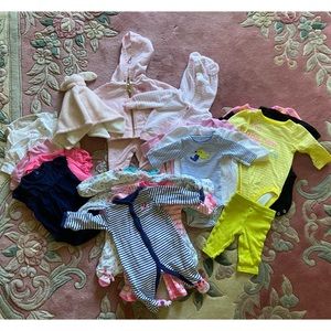 Lot of baby girl Newborn & 0-3 months clothes